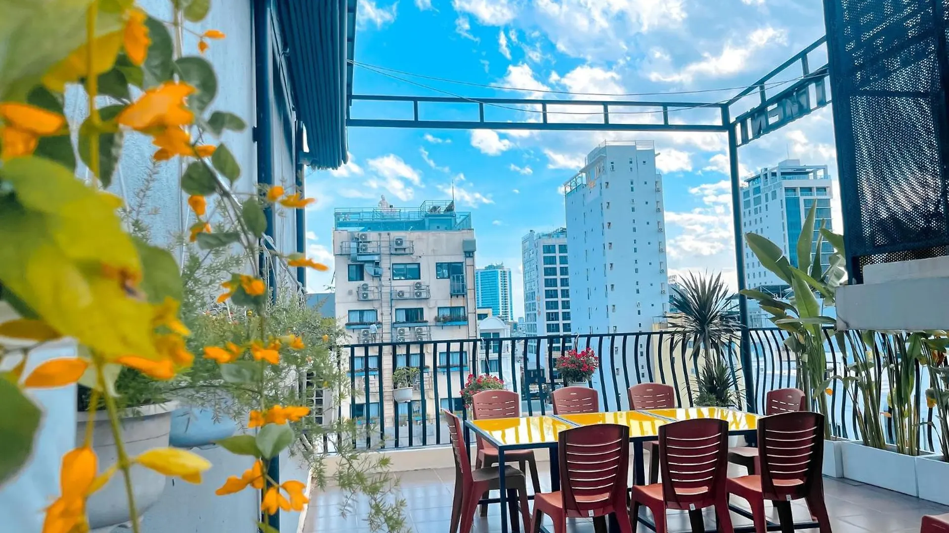 Hana Premier Apartment Da Nang