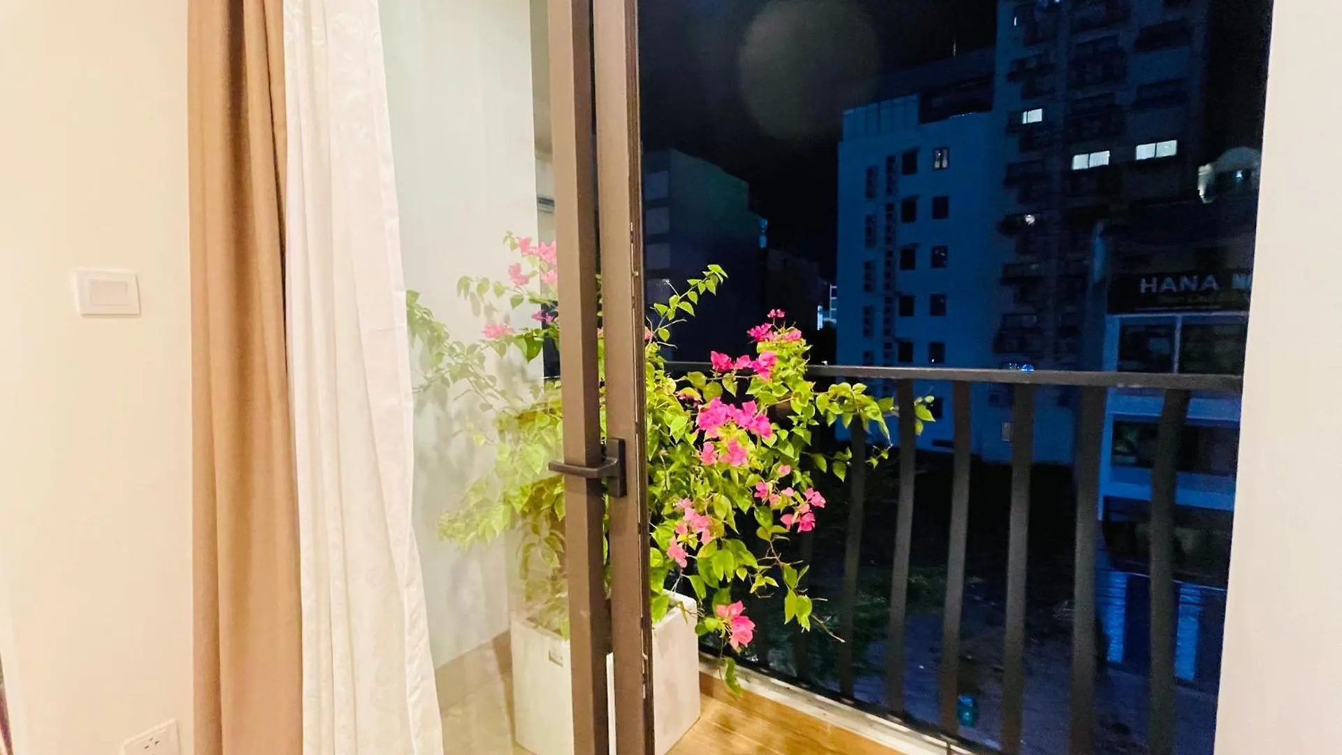 Hana Premier Apartment Da Nang 0*,  Vietnam
